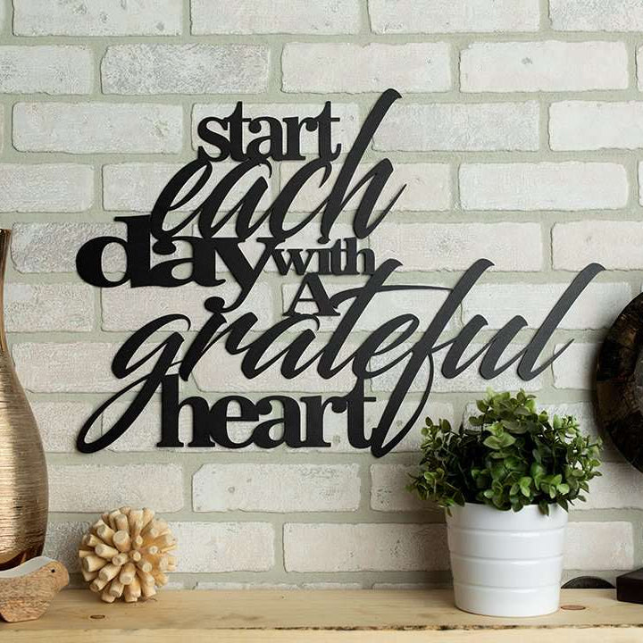 Start Each Day With A Grateful Heart Sign (Design 1)